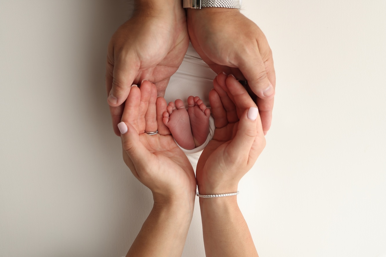 How to Find a Sperm Donor Without a Clinic (Safe & Real Options)